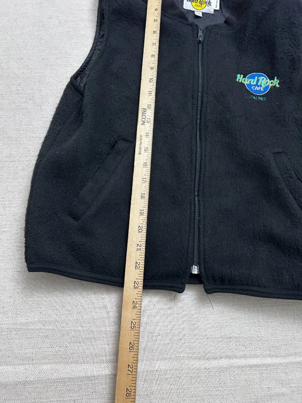 Hard Rock Cafe Taipei Fleece Vest Men's M Black Full Zip Embroidered Logo